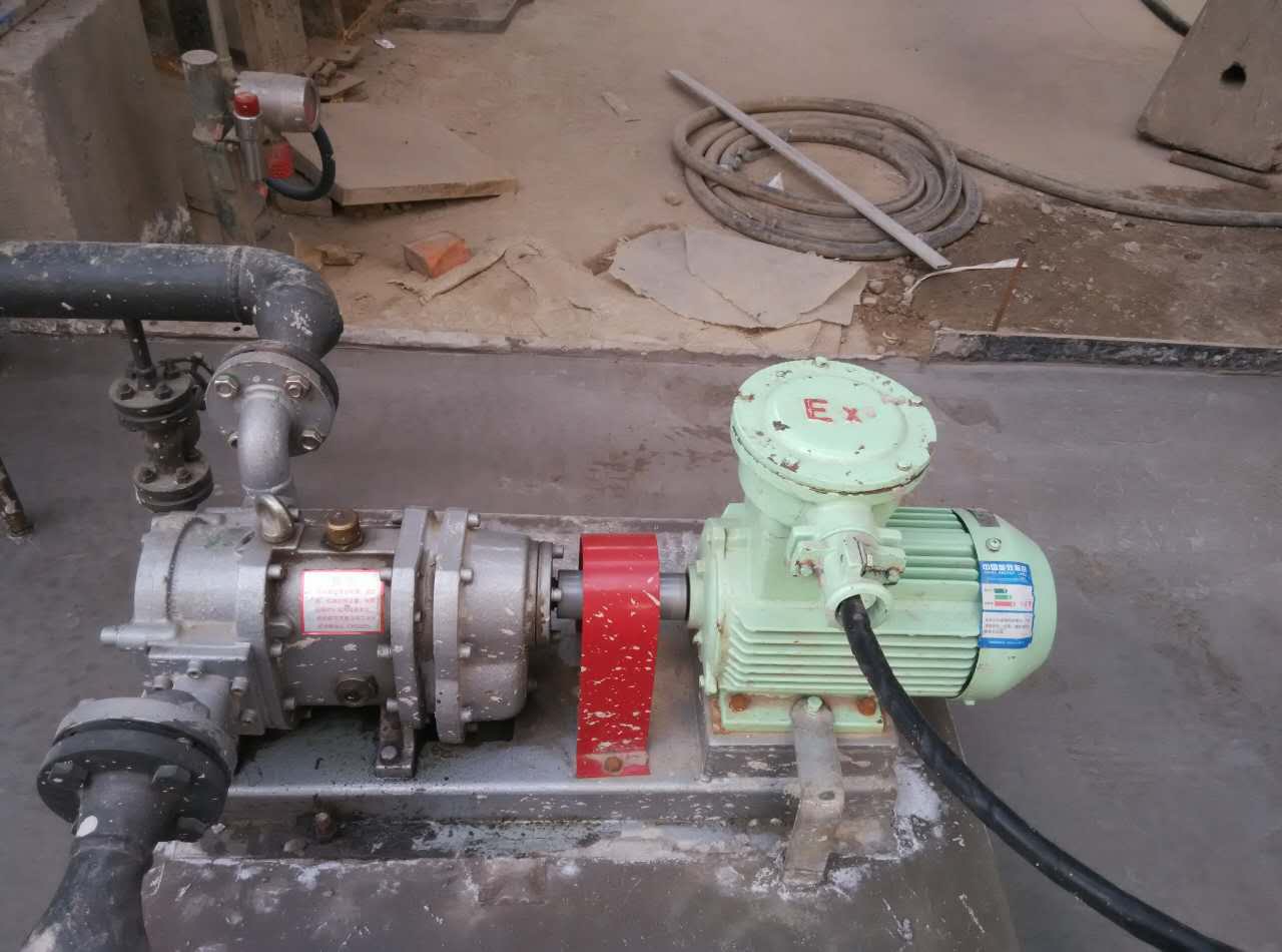 羅德污油轉子泵在石油石化行業的應用20160615