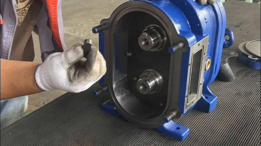 取下轉子的鍵 取下轉子的鍵